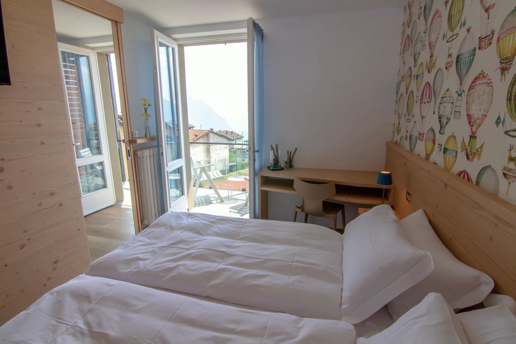 Hotel Miralago Bossico Quarto foto